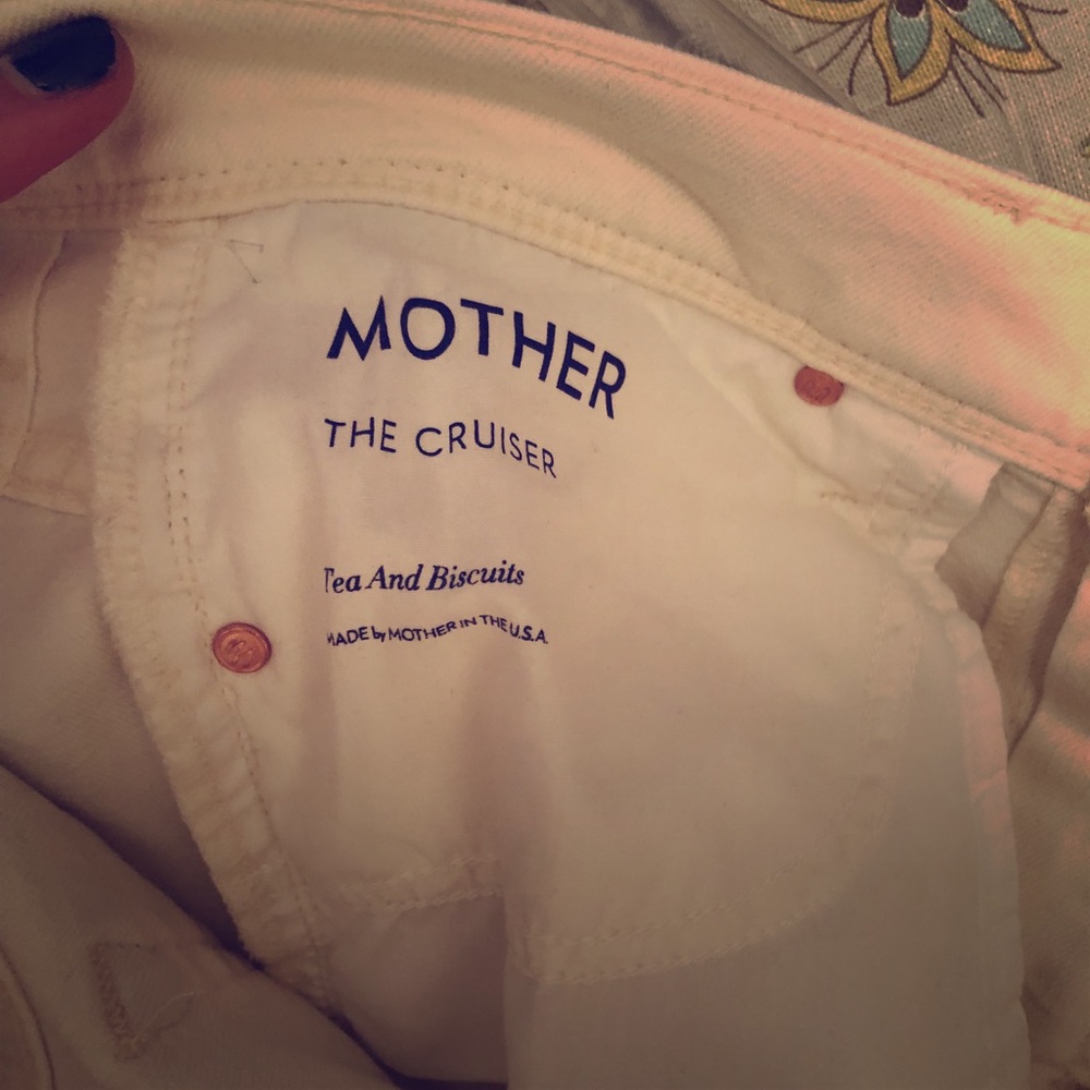 Mother the Cruiser flares